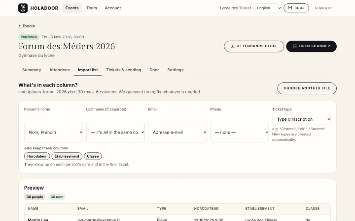 Holadoor recognises the columns of the imported file: name, email and ticket type